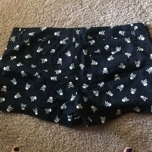 Skull shorts